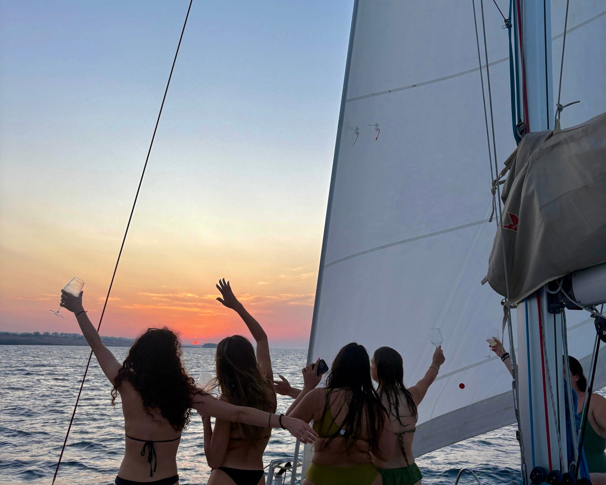 Tour en catamarán por las cuevas de Polignano a Mare – Excursión privada-8