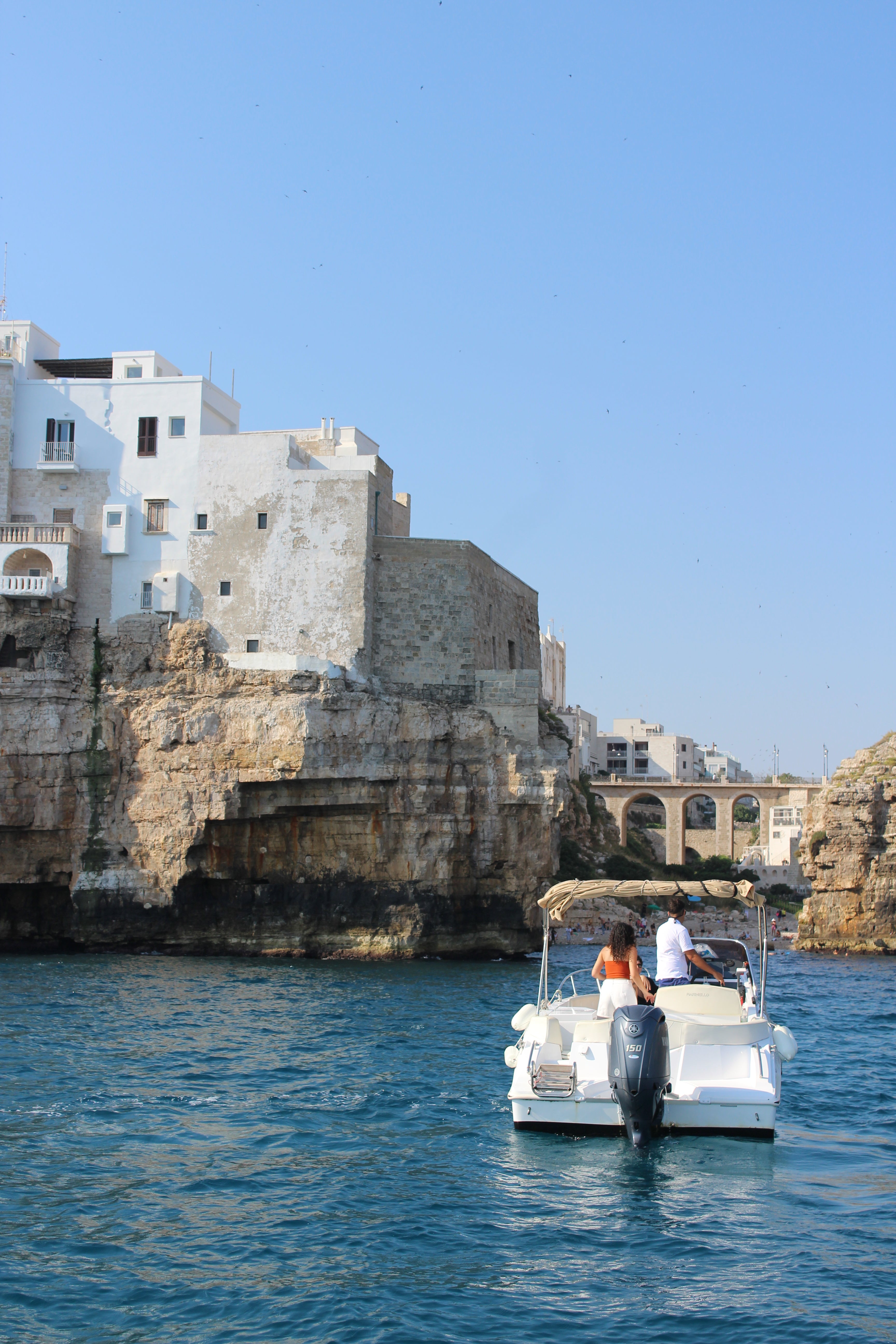 Da Bari: Tour in barca delle grotte di Polignano al tramonto-1