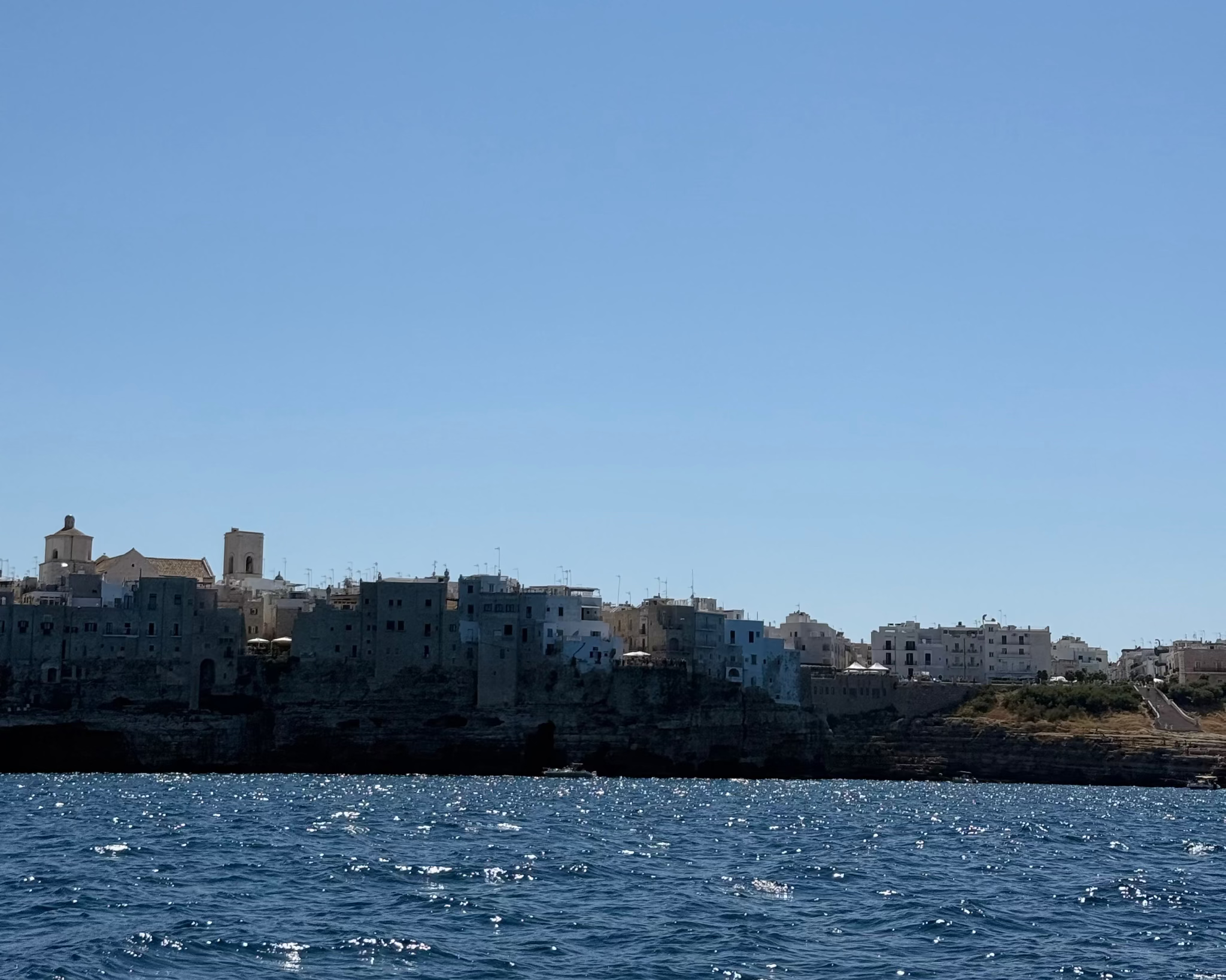 Paseo Privado en Barco por las Grutas de Polignano a Mare - 3 Horas-1