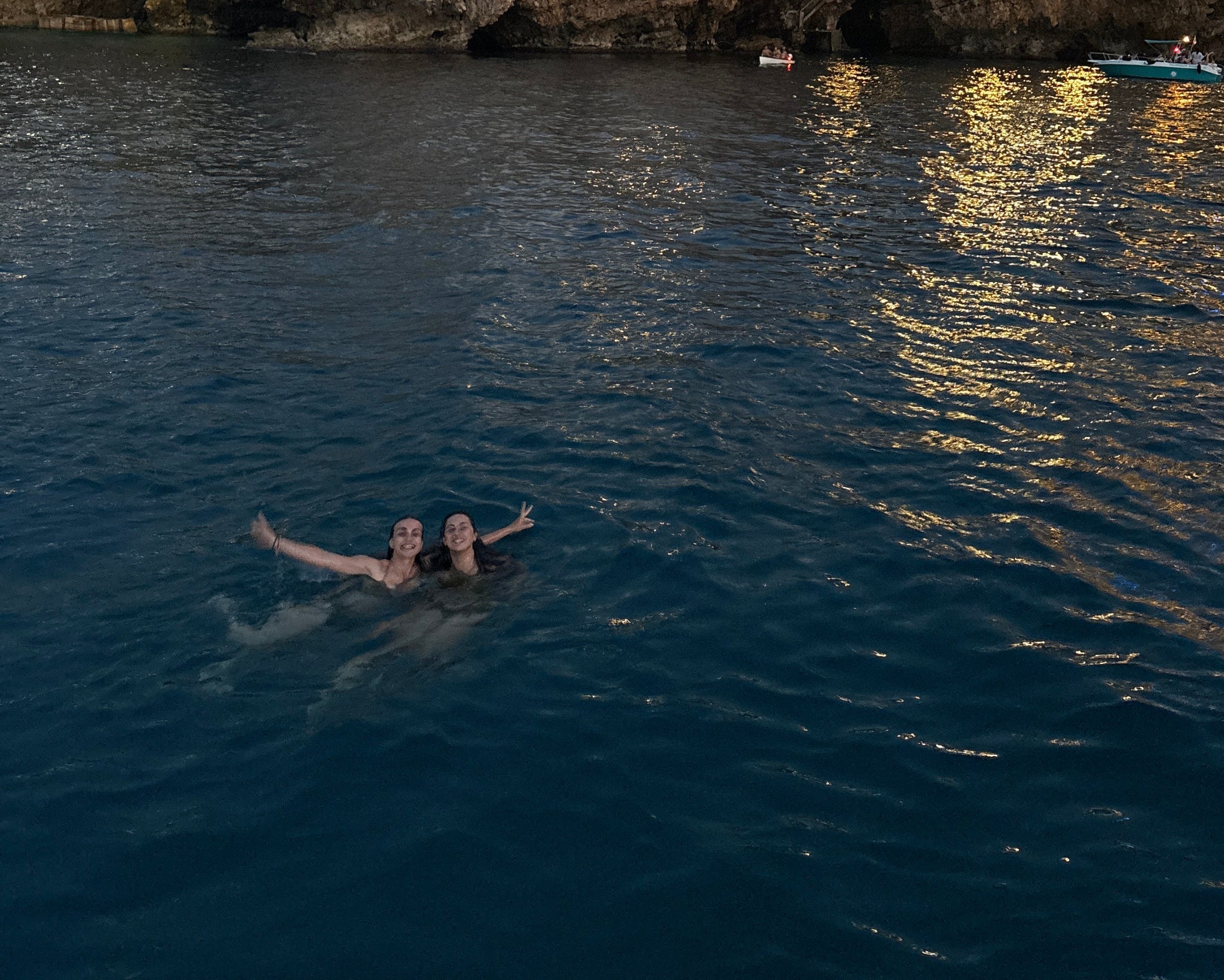Tour en barco por las cuevas de Polignano de noche - Magia de la tarde entre mar y estrellas-2