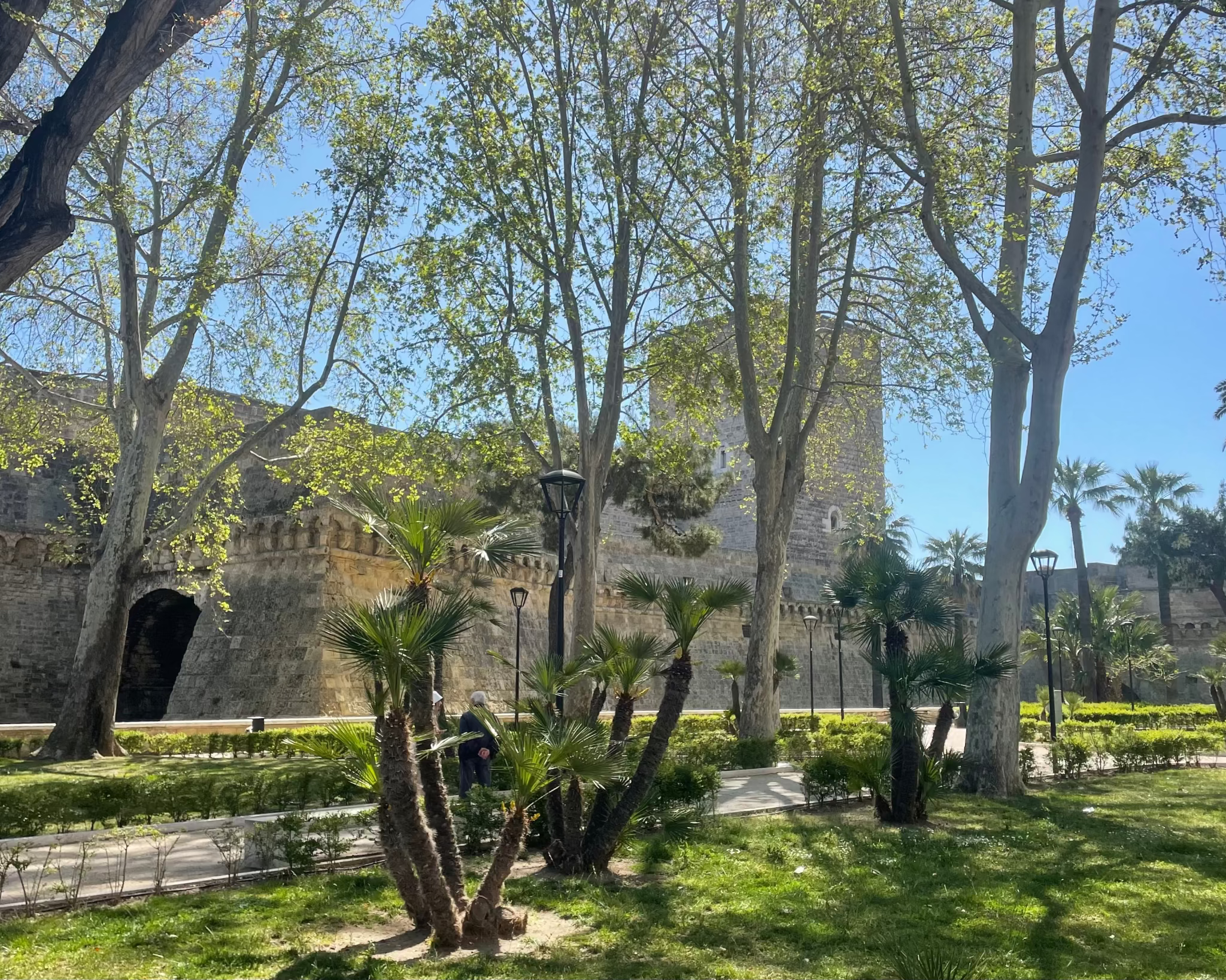 Bari: Tour Archeologico – Scopri i tesori nascosti della città-9