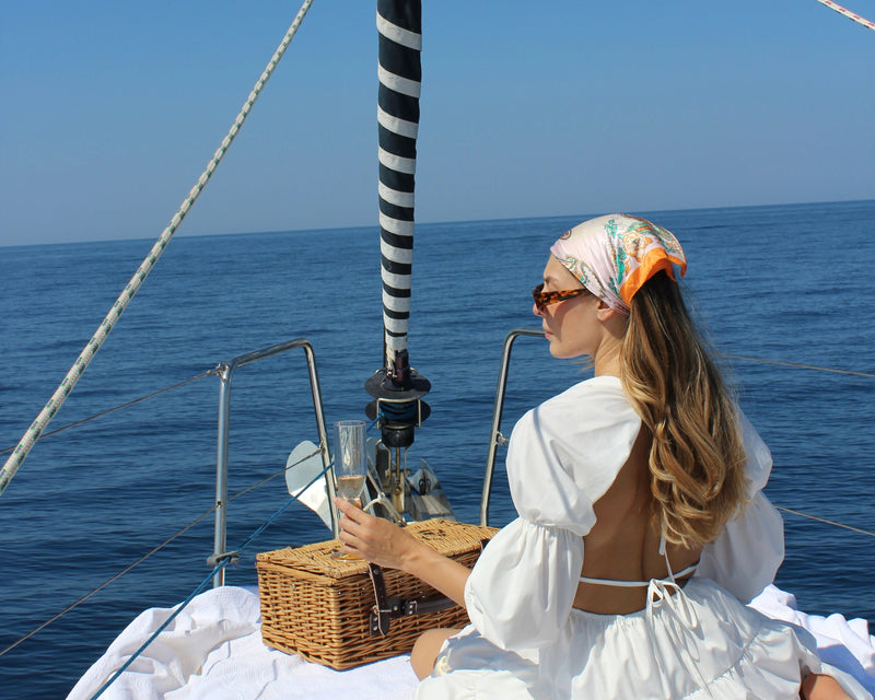 Tour in Barca a Vela di Polignano a Mare - Grotte Relax e Aperitivo al Tramonto