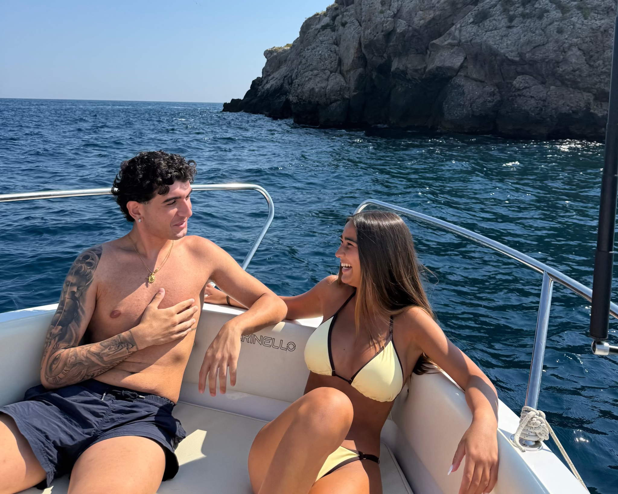 Paseo Privado en Barco por las Grutas de Polignano a Mare - 3 Horas-10