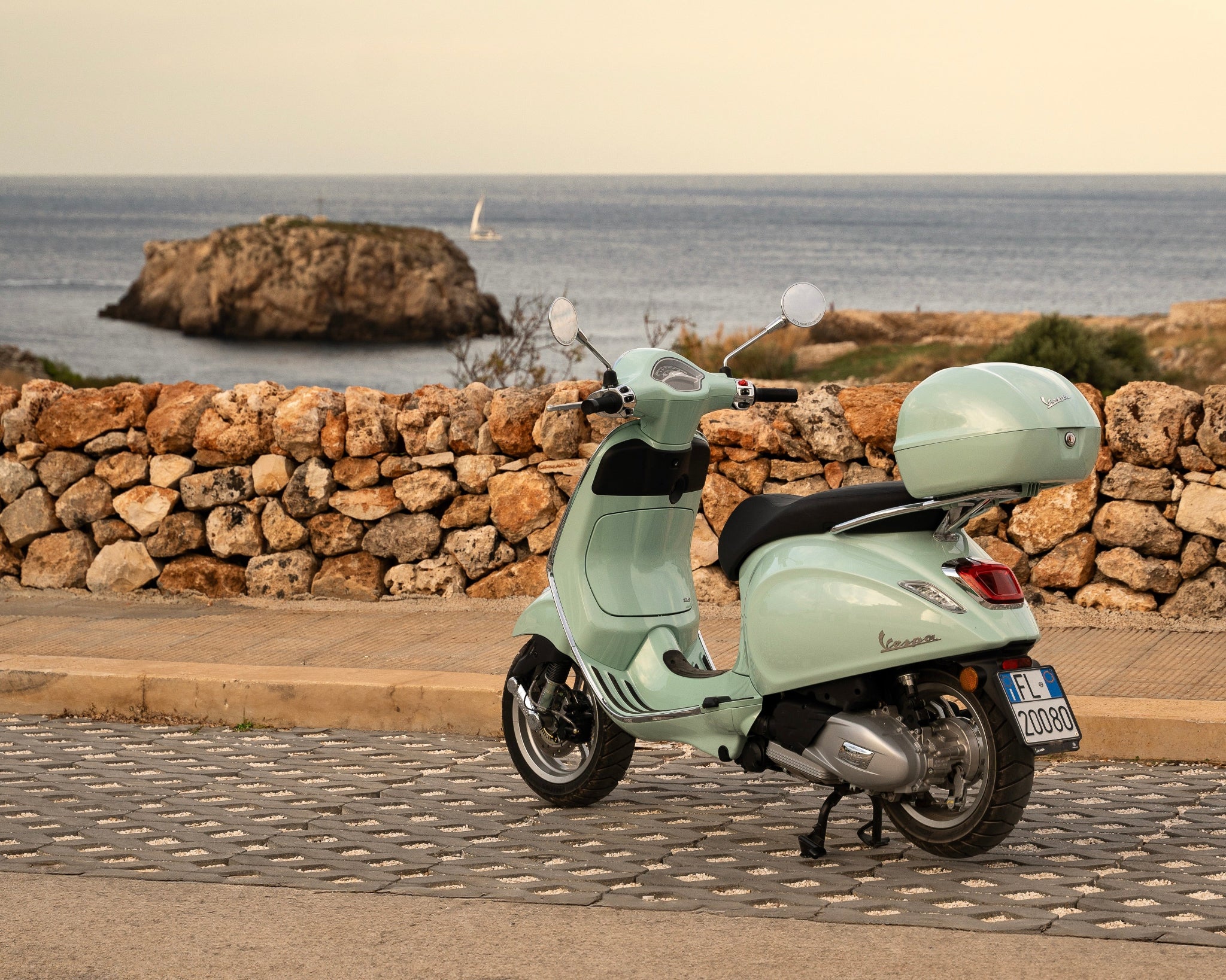 Vespa Tour della Costa Pugliese: Polignano, Capitolo, Torre Canne-1