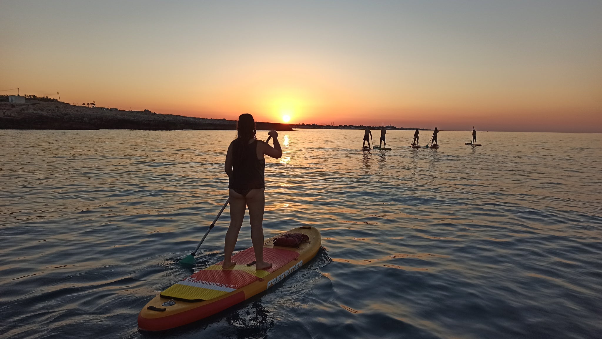 Escursione in SUP alle grotte di Polignano a Mare-5