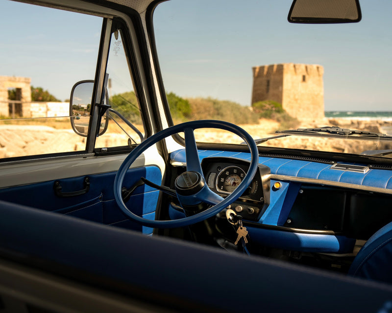 Tour della Puglia in Pulmino Fiat Vintage